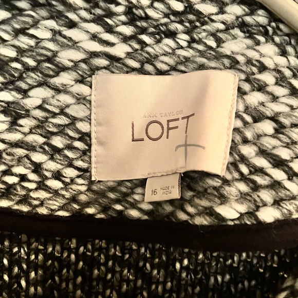 Tweed jacket - Picture 2 of 3